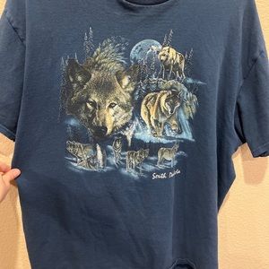 VINTAGE XL duel stitch South Dakota wolf tee shirt PRE SHRUNK 100% COTTON